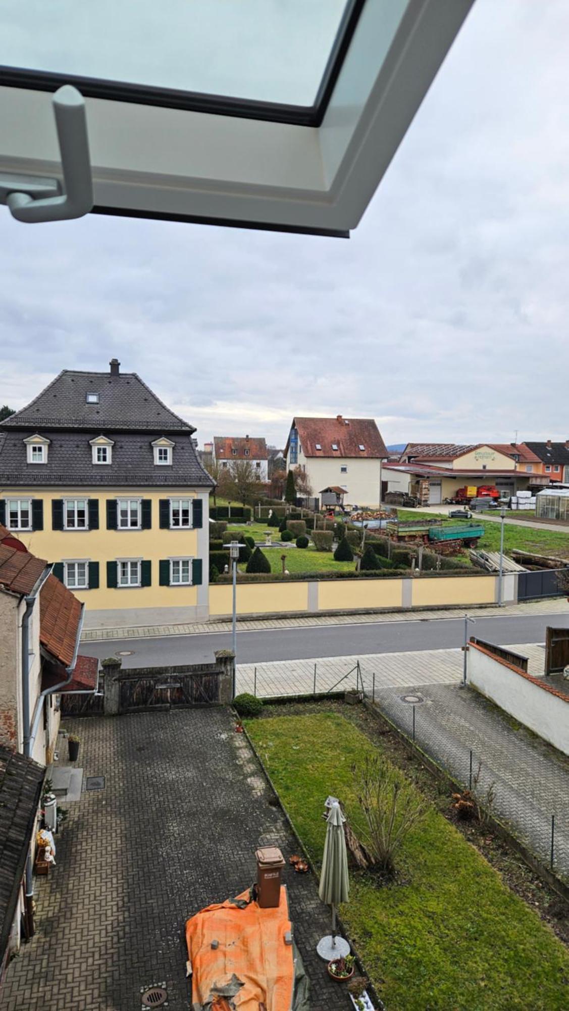 Ferienwohnung As5 Two Bamberg - Zentrale Lage Mit Parkplatz Hallstadt Luaran gambar